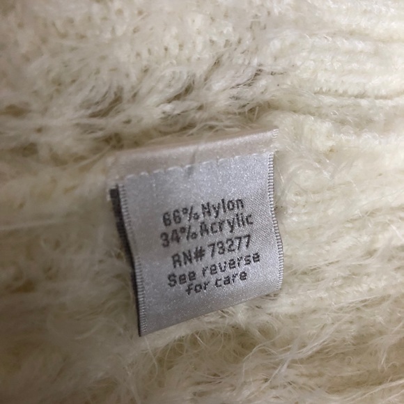 LC Lauren Conrad soft Sweater. Creme. - Picture 6 of 7